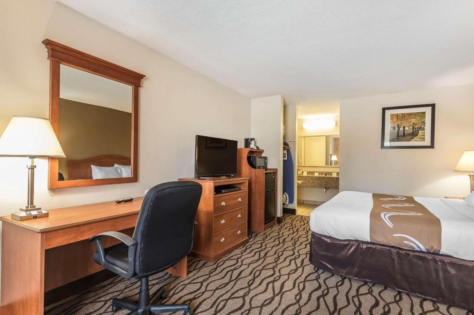 Quality Inn Charleston - Sikeston Exterior foto