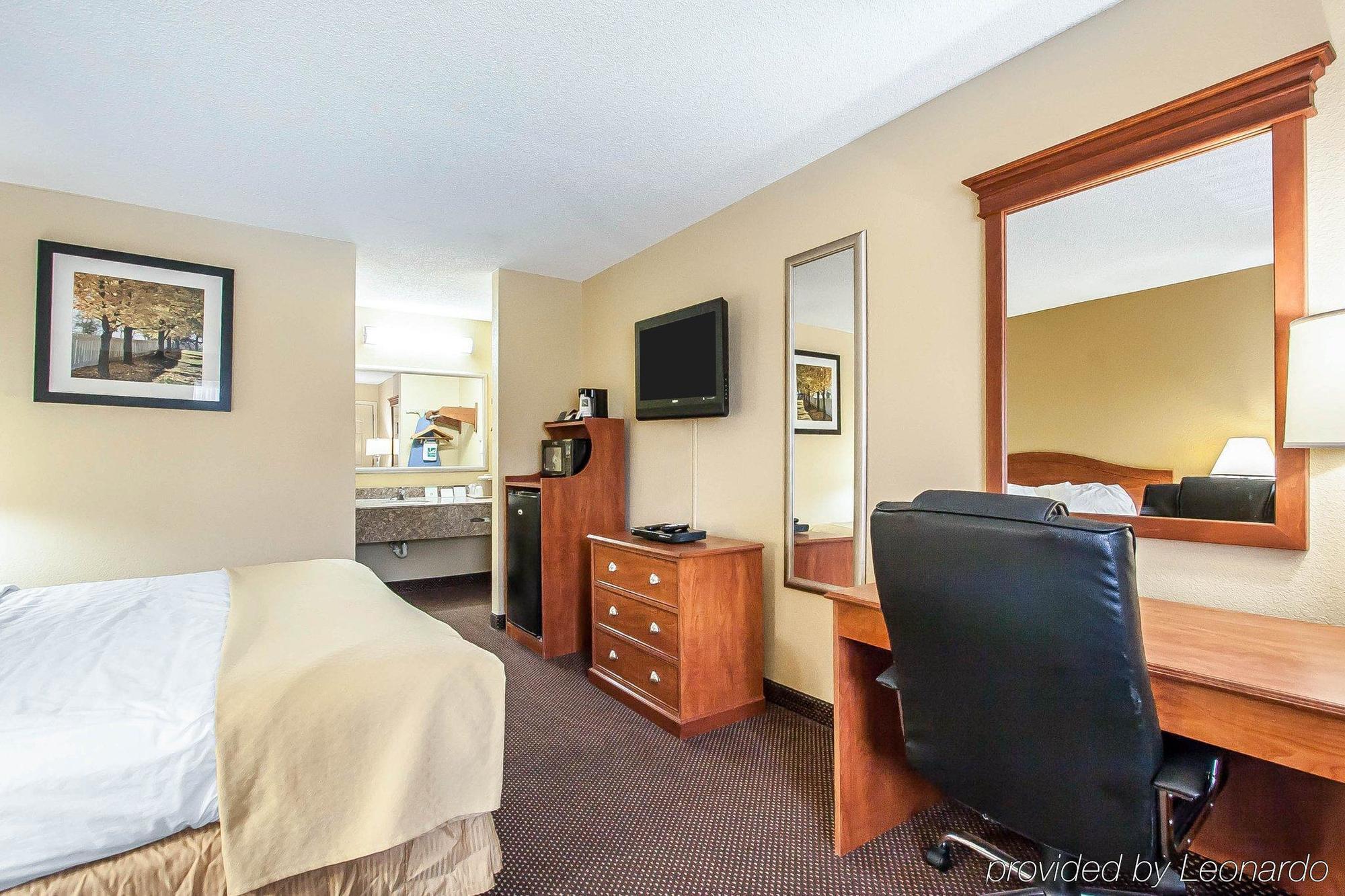 Quality Inn Charleston - Sikeston Exterior foto
