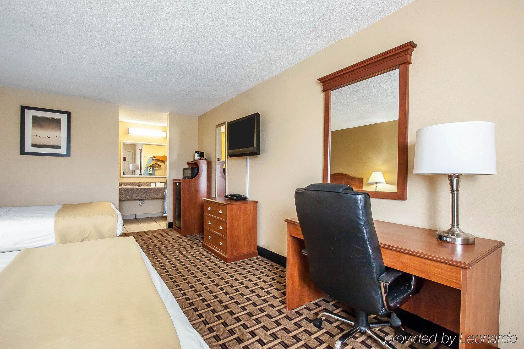 Quality Inn Charleston - Sikeston Exterior foto